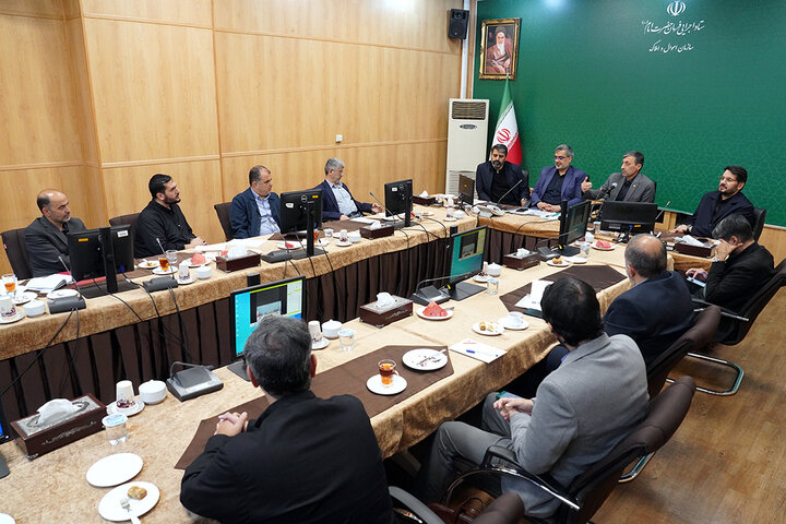 اولین نشست رئیس ستاد اجرایی فرمان امام با مدیران سازمان اموال و املاک در سال ۱۴۰۵