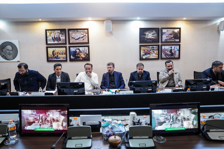 بررسی اقدامات قرارگاه جهادى بنیاد برکت در جنگ رمضان با حضور رئیس ستاد اجرایی فرمان امام