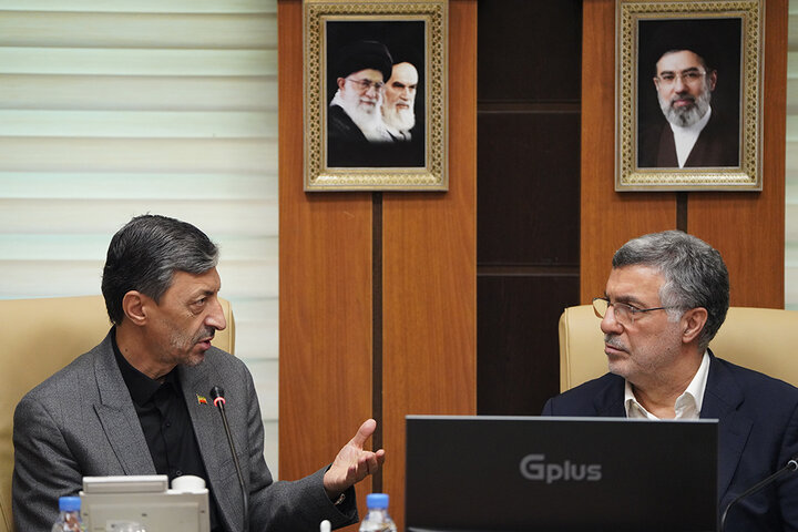 دیدار رئیس ستاد اجرایی فرمان امام با  وزیر بهداشت درمان و آموزش پزشکی
