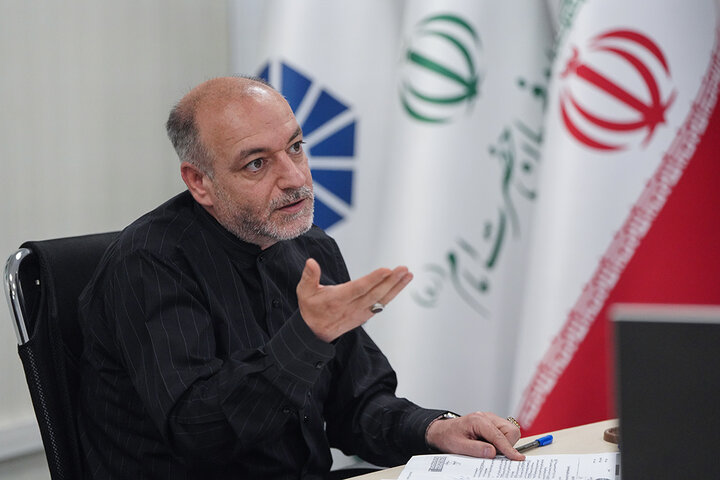 بازدید رئیس ستاد اجرایی فرمان امام از روند احداث کارخانه چادر مشکی قم