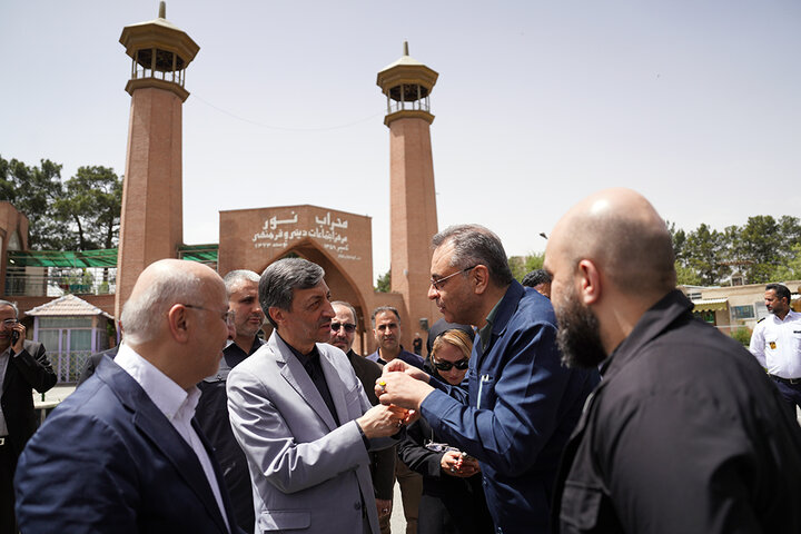 بازدید رئیس ستاد اجرایی فرمان امام از آسایشگاه خیریه کهریزک