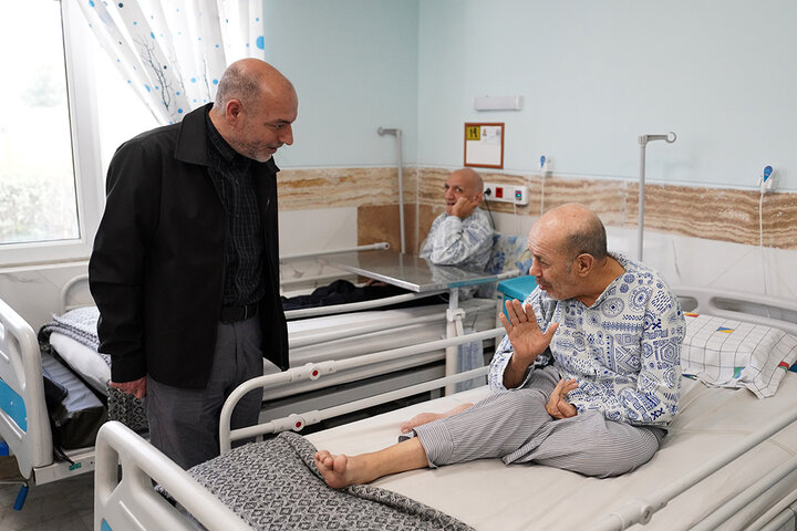 بازدید رئیس ستاد اجرایی فرمان امام از آسایشگاه خیریه کهریزک