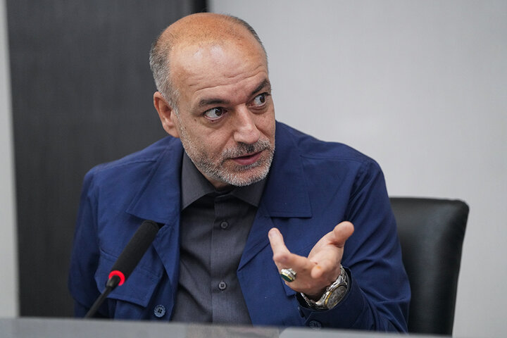 بازدید رئیس ستاد اجرایی فرمان امام از شرکت پخش البرز