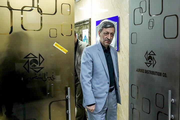 بازدید رئیس ستاد اجرایی فرمان امام از شرکت پخش البرز