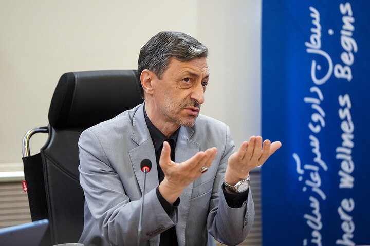 بازدید رئیس ستاد اجرایی فرمان امام از سبحان دارو