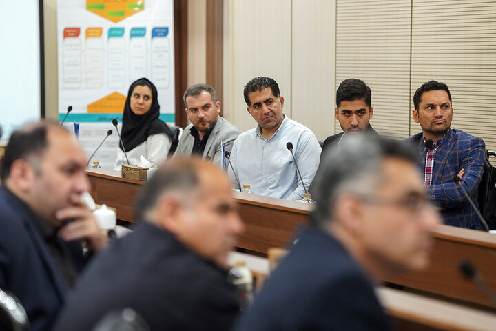 بازدید رئیس ستاد اجرایی فرمان امام از سبحان دارو