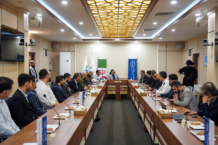 بازدید رئیس ستاد اجرایی فرمان امام از سبحان دارو