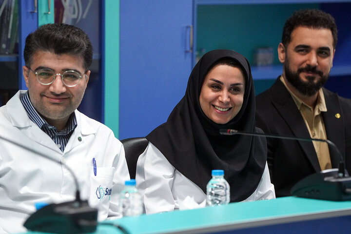 بازدید فتاح از کارخانه دارویی سبحان انکولوژی