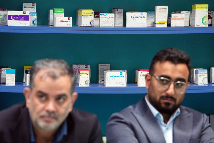 بازدید فتاح از کارخانه دارویی سبحان انکولوژی