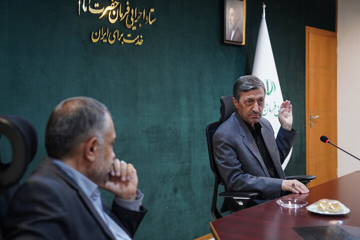 دیدار رئیس و معاونان دانشگاه شریف با رئیس ستاد اجرایی فرمان امام