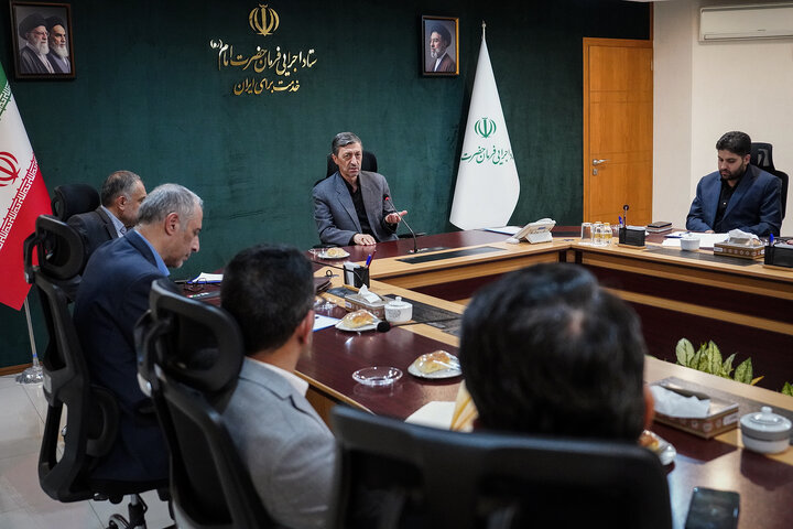 دیدار رئیس و معاونان دانشگاه شریف با رئیس ستاد اجرایی فرمان امام