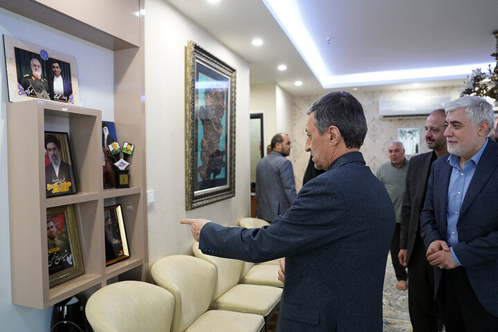 دیدار رئیس ستاد اجرایی فرمان امام با خانواده شهید شوشتری