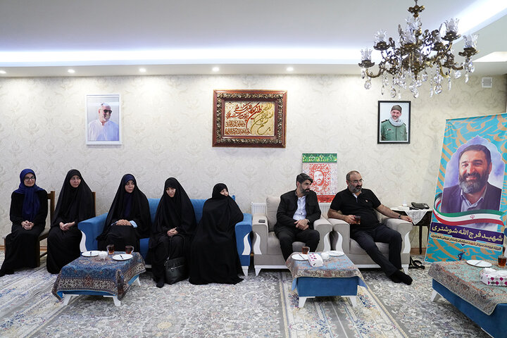 دیدار رئیس ستاد اجرایی فرمان امام با خانواده شهید شوشتری