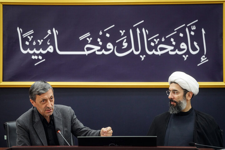 امضای تفاهم‌نامه همکاری مشترک در دیدار فتاح با رئیس نهاد نمایندگی مقام معظم رهبری در دانشگاه‌ها