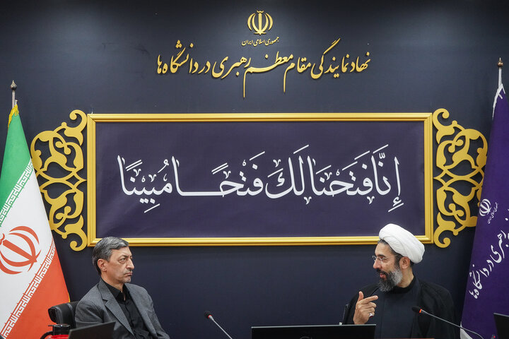 امضای تفاهم‌نامه همکاری مشترک در دیدار فتاح با رئیس نهاد نمایندگی مقام معظم رهبری در دانشگاه‌ها