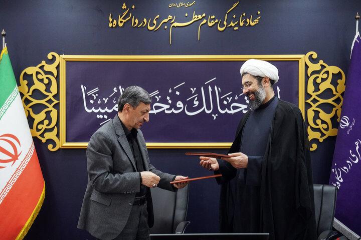 امضای تفاهم‌نامه همکاری مشترک در دیدار فتاح با رئیس نهاد نمایندگی مقام معظم رهبری در دانشگاه‌ها