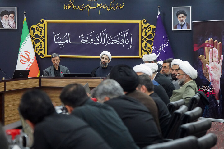امضای تفاهم‌نامه همکاری مشترک در دیدار فتاح با رئیس نهاد نمایندگی مقام معظم رهبری در دانشگاه‌ها