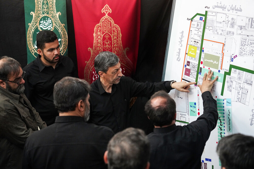 بازدید رئیس ستاد اجرایی فرمان امام از روند آماده‌سازی زائرشهر چهل‌سرا برای وداع با رهبر شهید انقلاب
