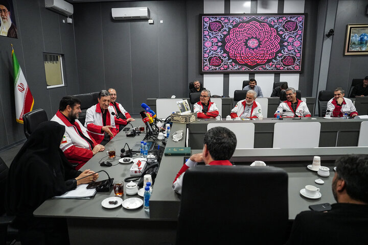 مراسم امضای تفاهم‌نامه همکاری میان ستاد اجرایی فرمان امام و جمعیت هلال‌احمر
