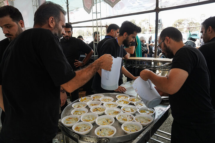 نخستین روز خدمت‌رسانی به عزاداران رهبر شهید انقلاب در زائرشهر چهل‌سرا