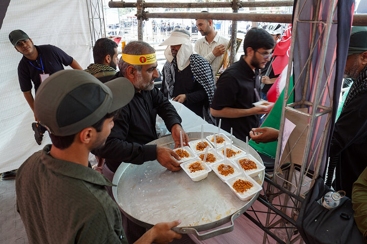 نخستین روز خدمت‌رسانی به عزاداران رهبر شهید انقلاب در زائرشهر چهل‌سرا