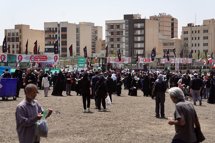 نخستین روز خدمت‌رسانی به عزاداران رهبر شهید انقلاب در زائرشهر چهل‌سرا