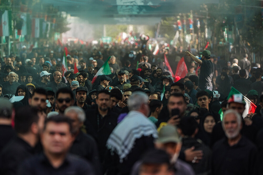 دومین روز خدمت‌رسانی به عزاداران رهبر شهید انقلاب در زائرشهر چهل‌سرا