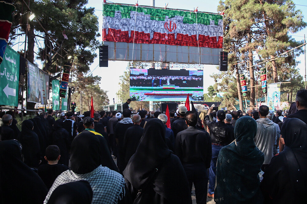 دومین روز خدمت‌رسانی به عزاداران رهبر شهید انقلاب در زائرشهر چهل‌سرا