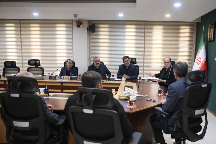 دیدار نایب رئیس مجلس با رئیس ستاد اجرایی فرمان امام