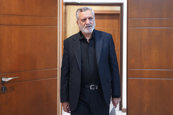 مجمع عمومی عادی سالیانه گروه توسعه صنعت و معدن تدبیر