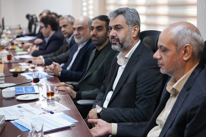 مجمع عمومی عادی سالیانه گروه توسعه صنعت و معدن تدبیر