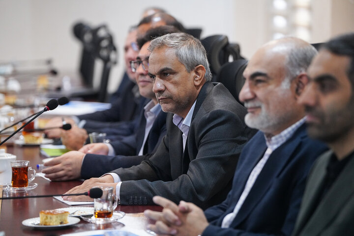 مجمع عمومی عادی سالیانه گروه توسعه صنعت و معدن تدبیر