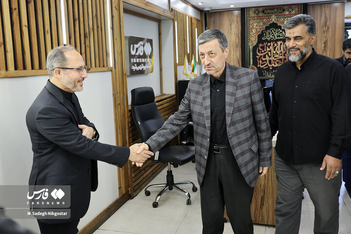 حضور پرویز فتاح در خبرگزاری فارس