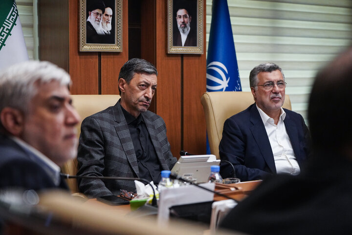 دیدار رئیس ستاد اجرایی فرمان امام با وزیر بهداشت