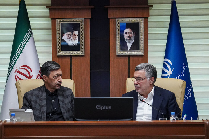 دیدار رئیس ستاد اجرایی فرمان امام با وزیر بهداشت
