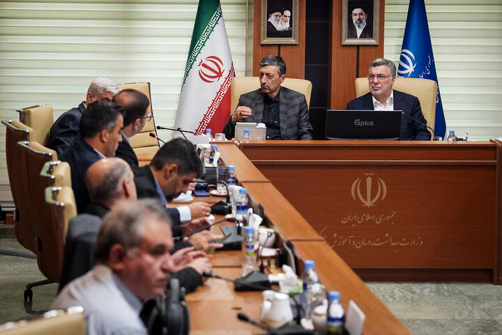 دیدار رئیس ستاد اجرایی فرمان امام با وزیر بهداشت