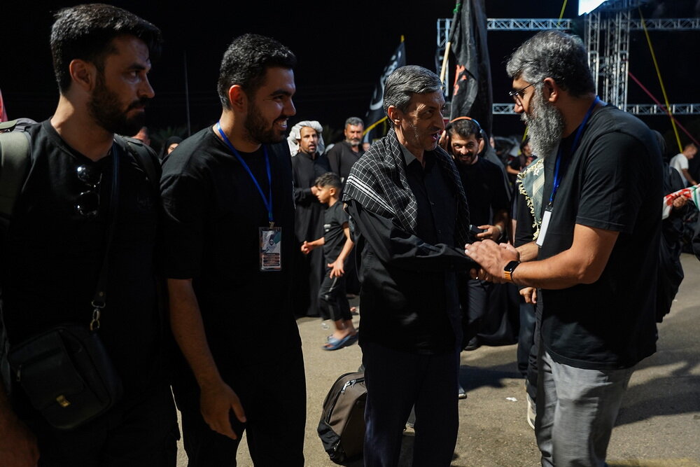 بازدید فتاح از خدمت‌رسانی بیمارستان سیار برکت در طریق الحسین