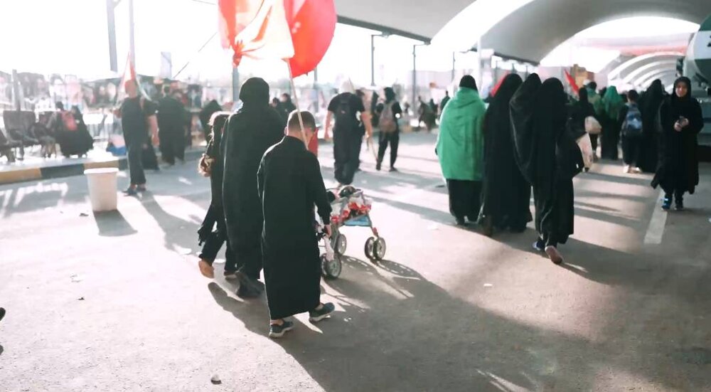 خدمت‌رسانی بیمارستان سیار برکت در عمود ۹۸۹ از نگاه زائران