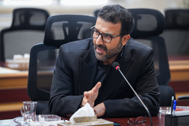 دیدار جمعی از مدیران و مددجویان کهریزک با رئیس ستاد اجرایی فرمان امام
