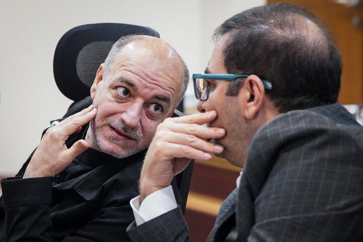 دیدار جمعی از مدیران و مددجویان کهریزک با رئیس ستاد اجرایی فرمان امام