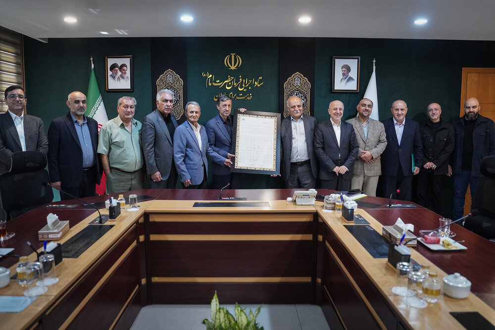 دیدار جمعی از مدیران و مددجویان کهریزک با رئیس ستاد اجرایی فرمان امام