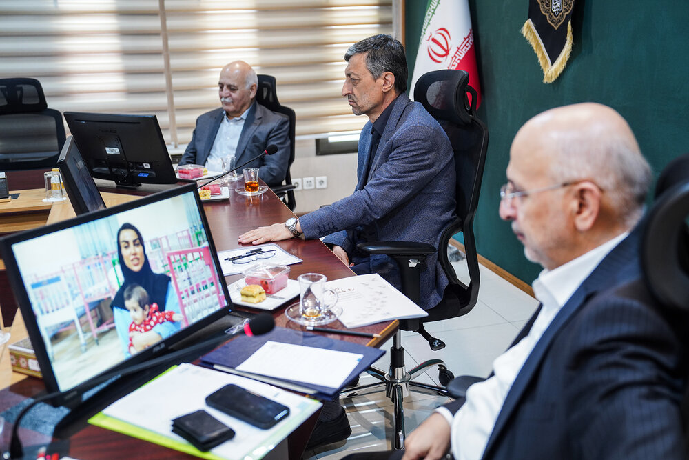 دیدار جمعی از مدیران و مددجویان کهریزک با رئیس ستاد اجرایی فرمان امام