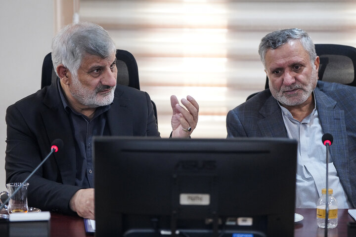 بررسی وضعیت پروژه‌های گروه اقتصاد مفید با حضور رئیس ستاد اجرایی فرمان امام