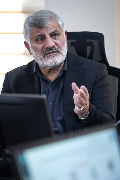 بررسی وضعیت پروژه‌های گروه اقتصاد مفید با حضور رئیس ستاد اجرایی فرمان امام