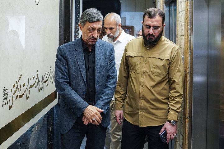 بازدید رئیس ستاد اجرایی فرمان امام از سازمان هنری رسانه‌ای اوج