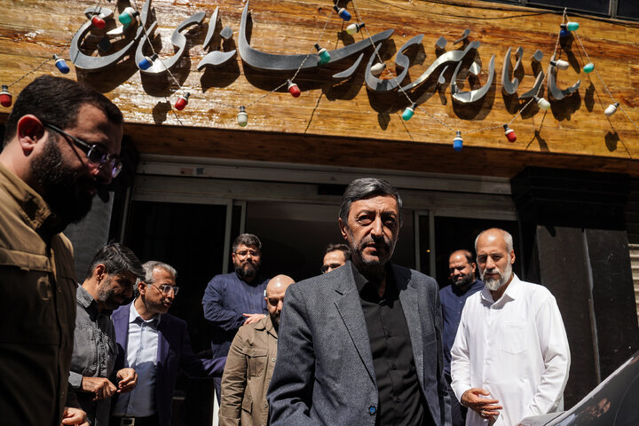 بازدید رئیس ستاد اجرایی فرمان امام از سازمان هنری رسانه‌ای اوج