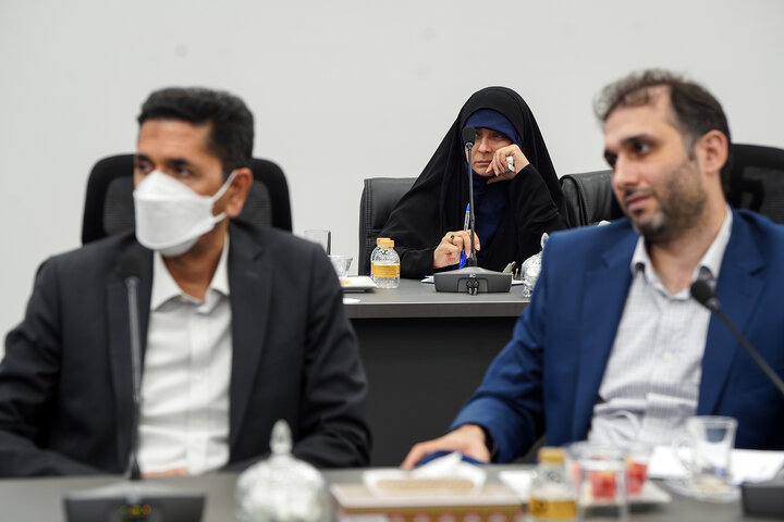 نشست مشاوران سامانه ۴۰۳۰ با رئیس ستاد اجرایی فرمان امام
