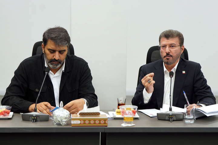 نشست مشاوران سامانه ۴۰۳۰ با رئیس ستاد اجرایی فرمان امام