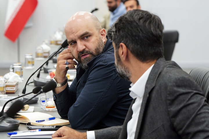 نشست مشاوران سامانه ۴۰۳۰ با رئیس ستاد اجرایی فرمان امام
