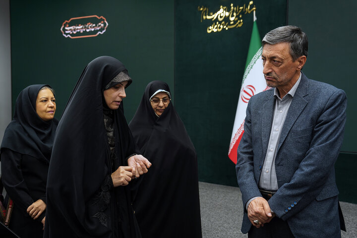 نشست مشاوران سامانه ۴۰۳۰ با رئیس ستاد اجرایی فرمان امام